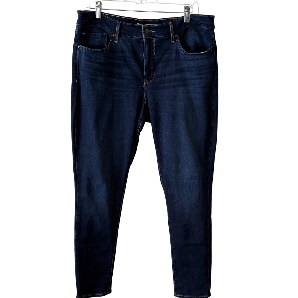 Levi's Dark Wash Denim 311 Shaping Skinny Jeans in Size 32x30‎